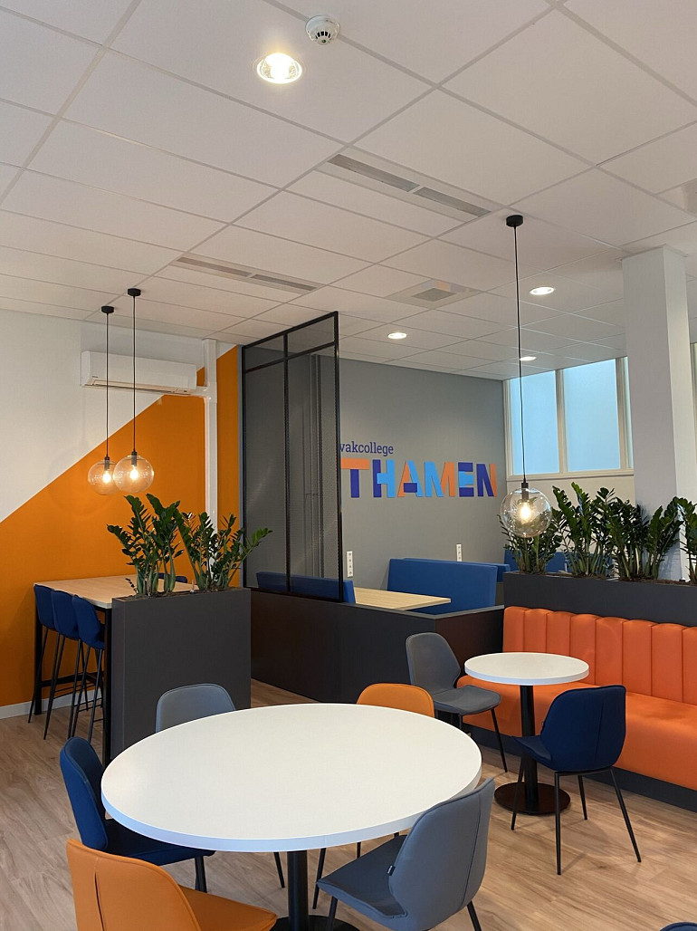 CoÃ¶rdinatie verbouwing teamkamer Thamen