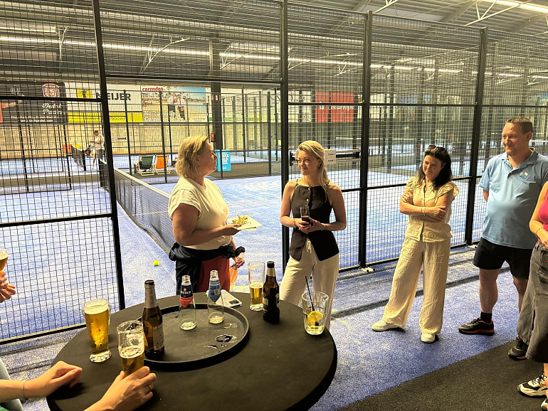 Een bitterzoete (afscheids)borrel