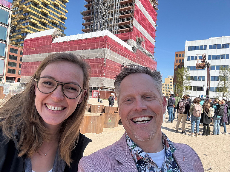 Gezellig druk en recht door zee