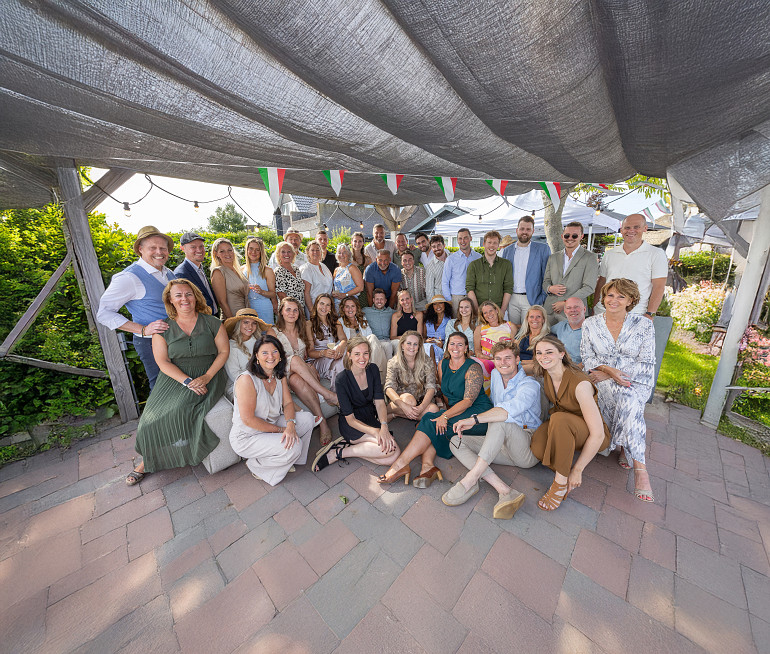 Italiaanse sferen in Roelofarendsveen sul Mare